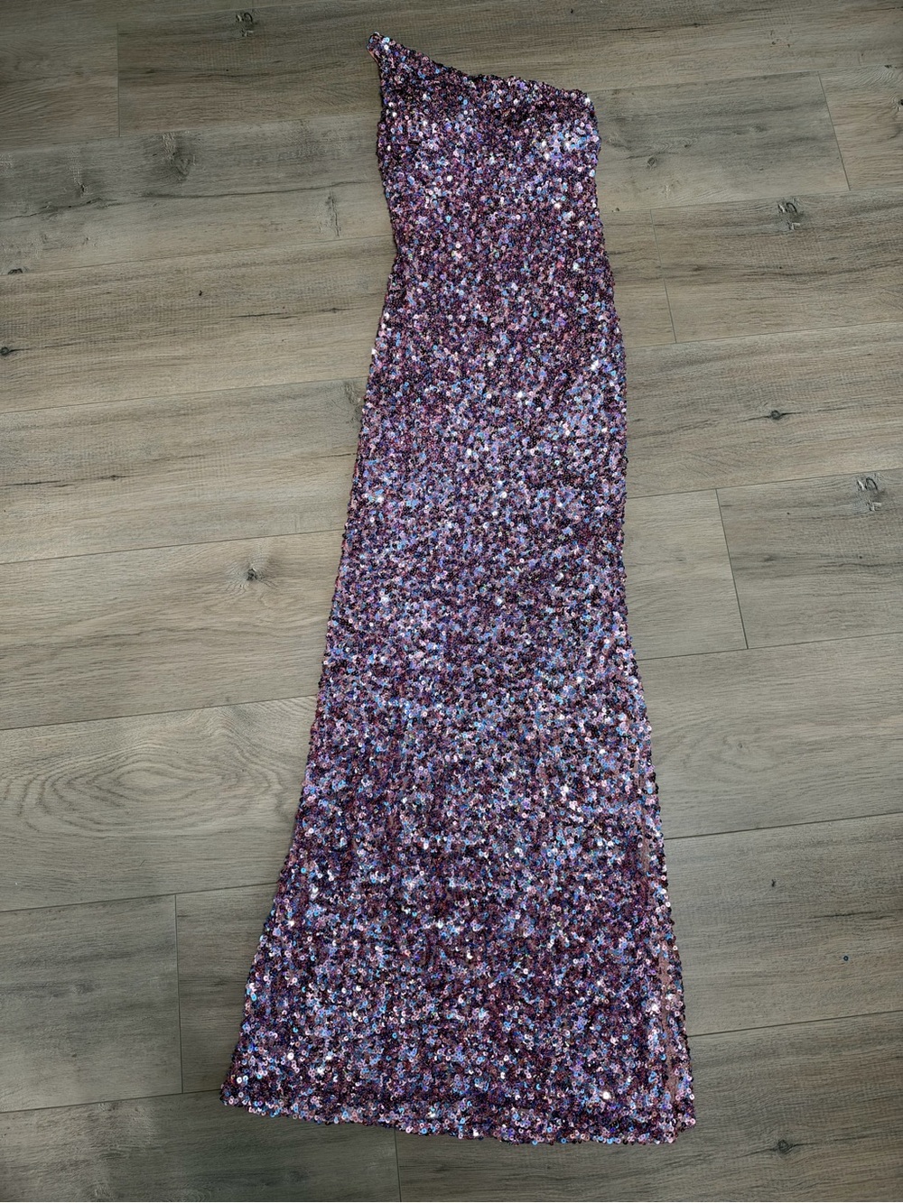 One-Shoulder high slit Sequin dress